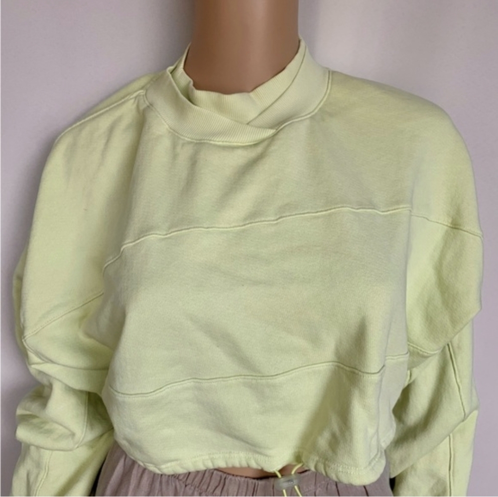 Joah Brown Draw Cord Crop Crew Sweatshirt In Melon Green, Size One Size O/S - Picture 6 of 6